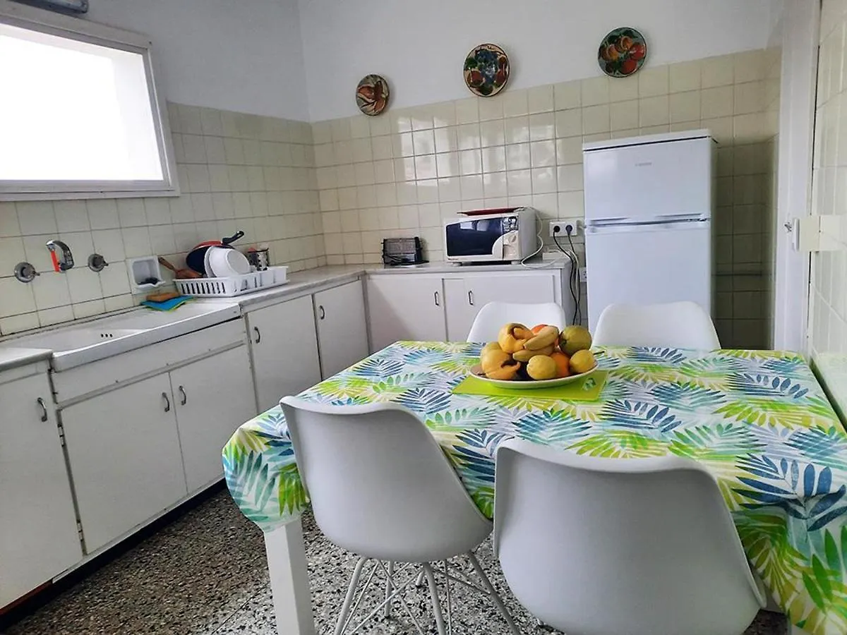 Villa Casa Ferrer - Casa Grande De Ambiente Familiar En Llanca, Cerca De La Playa Y Del Puerto.. - Es-228-64 0*, Llançà España